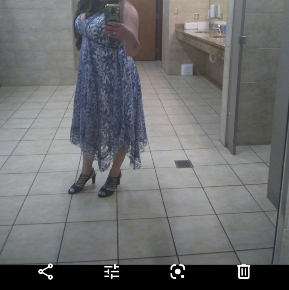 Dress - Picture 2 of 4